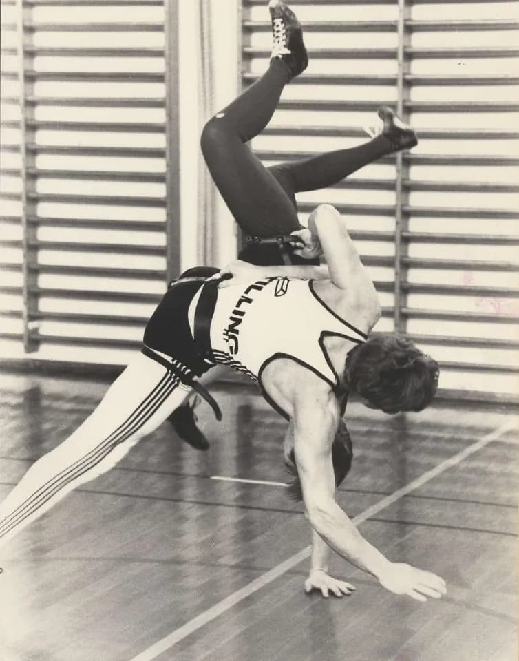 Glima wrestlers gripping belts