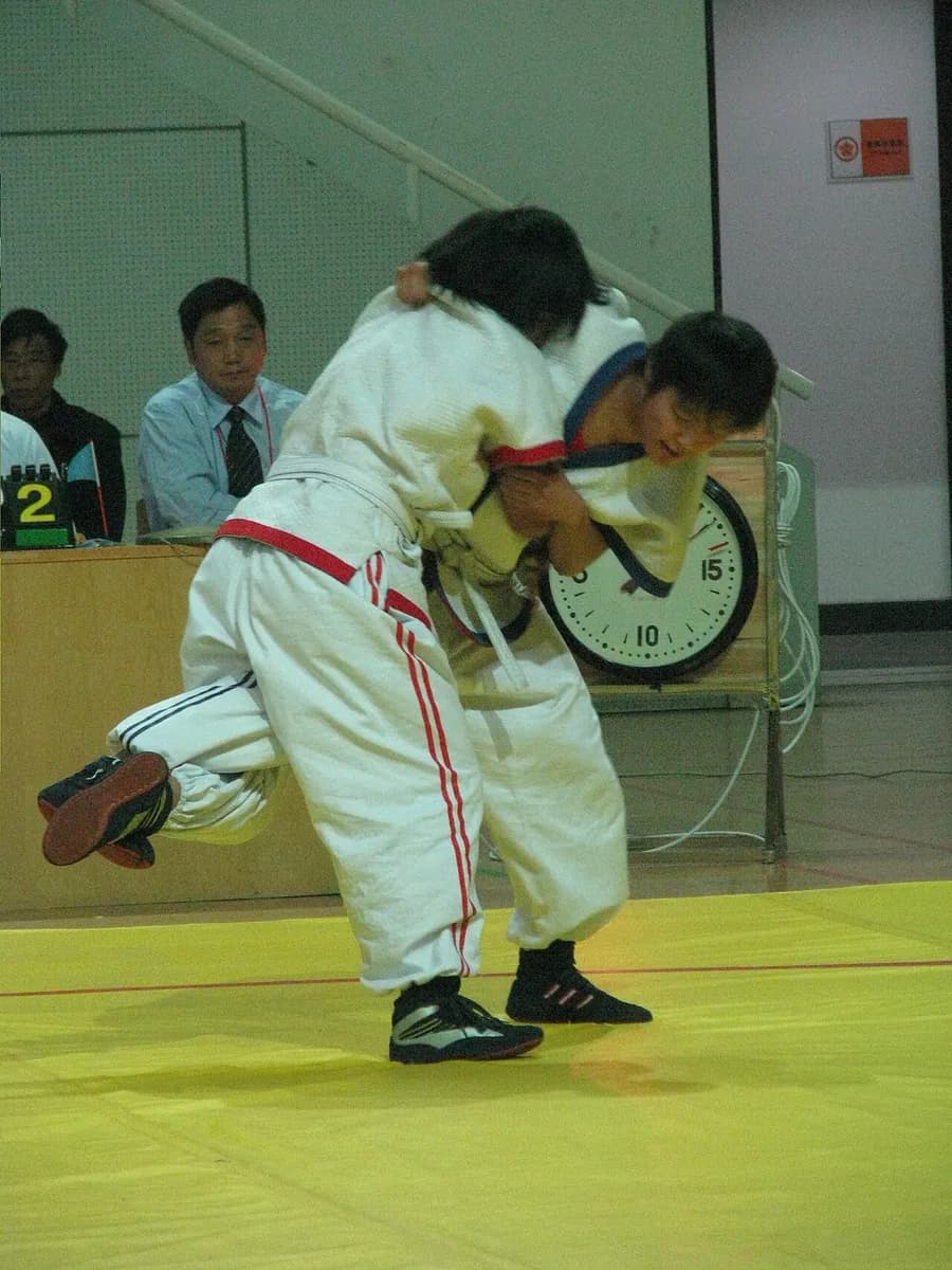 Shuai Jiao throw